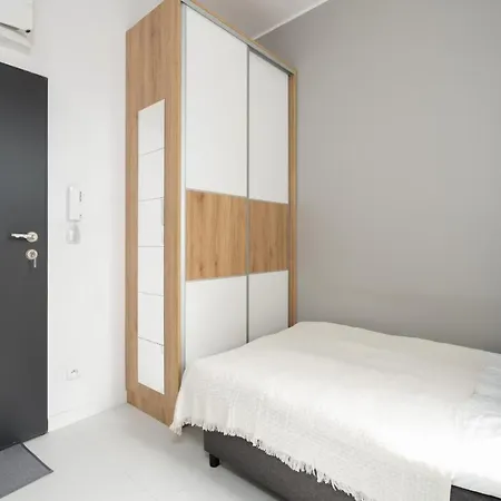 Cosy Studios Gasiorowskich By The Wilson Park By Noclegi Renters Poznan Exterior photo