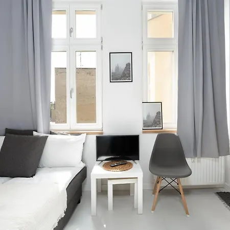 Cosy Studios Gasiorowskich By The Wilson Park By Noclegi Renters Poznan Exterior photo